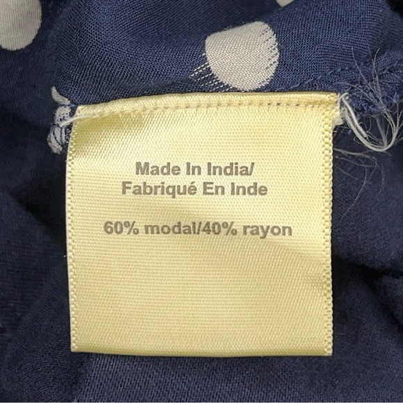 MEDIUM PORRIDGE BLUE WHITE POLKA DOT PRINT TOP SHORT SLEEVE - Picture 12 of 13